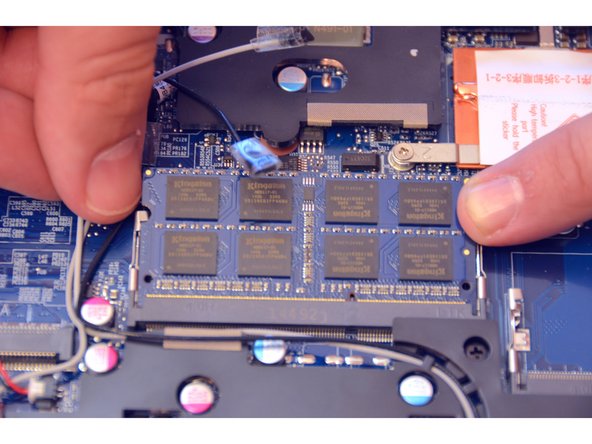 Replacement or expansion RAM, RAM: crwdns2935265:04crwdnd2935265:02crwdnd2935265:03crwdne2935265:0