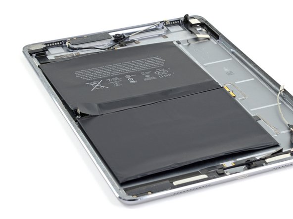 iPad Pro 9.7" Battery Replacement: step 125, image 2 of 2
