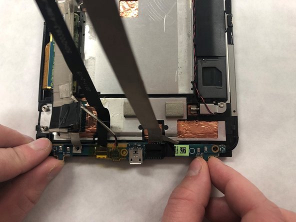 HTC Flyer Screen Replacement, Screen: adım 15, 2 resimden 2.