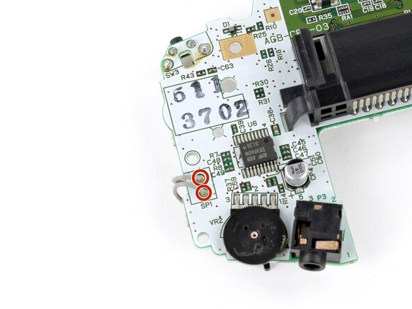 Game Boy Advance Speaker Replacement, Desolder the speaker wires: crwdns2935265:013crwdnd2935265:01crwdnd2935265:03crwdne2935265:0