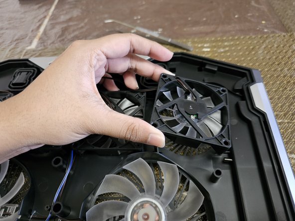 TopMate C11 Fan Replacement: шаг 10, изображение 2 из 3
