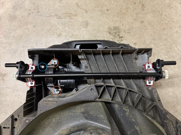 EGO LM2130SP Self-Propelled Unit Replacement, Remove the Self-Propelled Drive Unit: crwdns2935265:06crwdnd2935265:01crwdnd2935265:01crwdne2935265:0