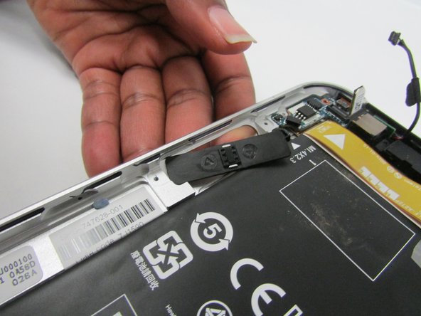 HP ElitePad 1000 G2 Power/Volume button Replacement: step 14, image 3 of 3