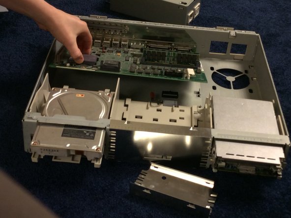 Macintosh Quadra 610 Teardown: stap 0, afbeelding 2 van 3