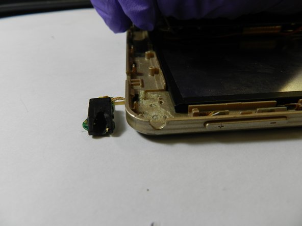 Plum Optimax 10 Headphone Jack Replacement, Headphone Jack: step 3, image 3 of 3