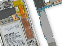 Samsung Galaxy S10 and S10e Teardown