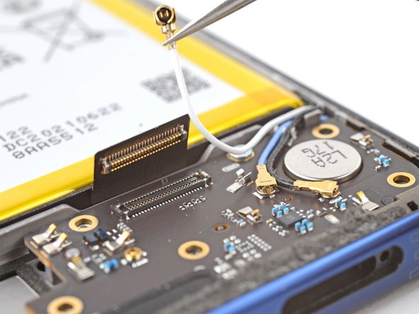 Motorola Edge 5G UW (2022) Screen Replacement: crwdns2935265:025crwdnd2935265:02crwdnd2935265:02crwdne2935265:0