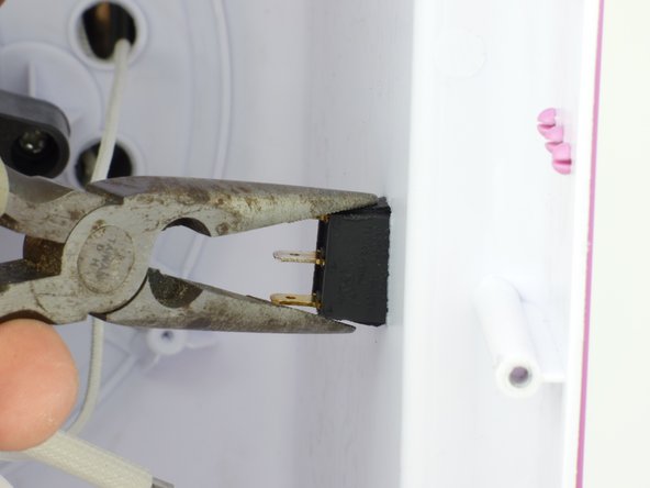 Nostalgia Electrics PCM805 Power Switch Replacement: crwdns2935265:06crwdnd2935265:02crwdnd2935265:02crwdne2935265:0