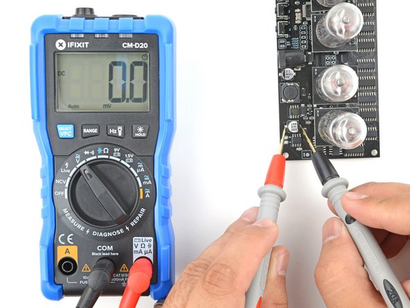 How to Make Advanced Measurements With a Multimeter, How to measure capacitance (large capacitors): crwdns2935265:08crwdnd2935265:03crwdnd2935265:03crwdne2935265:0
