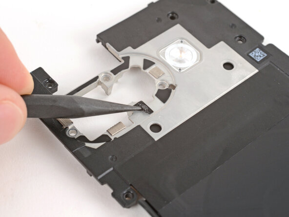 Google Pixel 9a Logic Board Replacement, Remove the old adhesive: passo 51, immagine 2 di 2