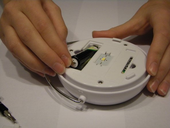 Nokero Shavano N220 Batteries Replacement: crwdns2935265:04crwdnd2935265:02crwdnd2935265:03crwdne2935265:0