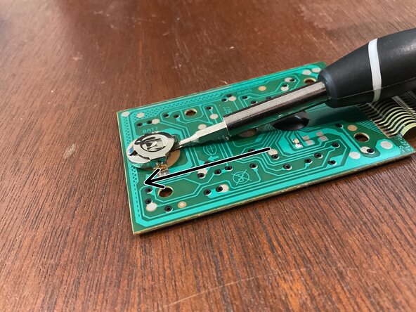 Jot® Plastic 8-Digit Pocket Calculator Battery Replacement, Take out the battery: crwdns2935265:03crwdnd2935265:01crwdnd2935265:01crwdne2935265:0