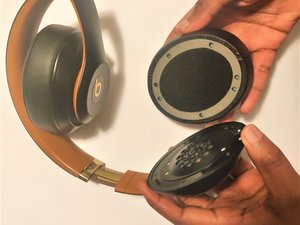 Beats Studio 3 Ear Cushion Replacement iFixit Repair Guide