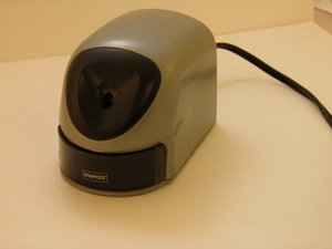 Staples 34462 Electric Pencil Sharpener Troubleshooting