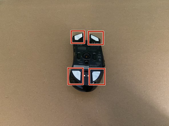 Razer Naga Epic Mouse Initial Disassembly, Identify mouse feet: crwdns2935265:04crwdnd2935265:02crwdnd2935265:02crwdne2935265:0