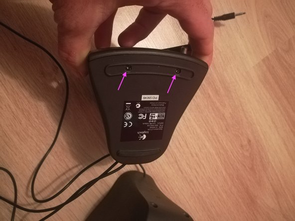 How to open Logitech Z130 speakers, Remove the bottom screws: crwdns2935265:05crwdnd2935265:02crwdnd2935265:02crwdne2935265:0