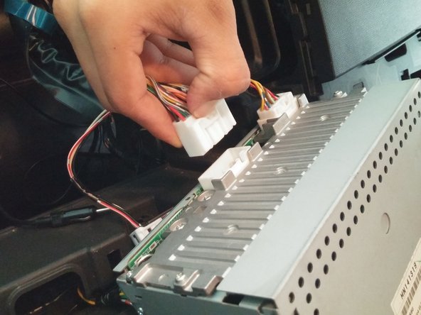 2008-2010 Mitsubishi Lancer Radio/CD Player Replacement: crwdns2935265:013crwdnd2935265:02crwdnd2935265:03crwdne2935265:0