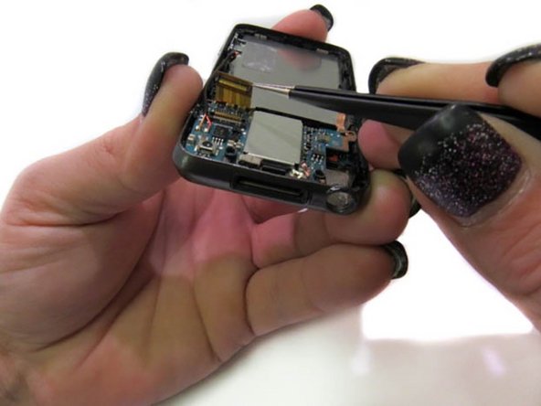 Sony Walkman NWZ-E438 Device Circuit Board Replacement, Circuit Board: crwdns2935265:03crwdnd2935265:03crwdnd2935265:03crwdne2935265:0