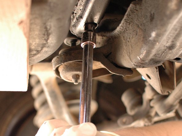 Mercedes W123 Engine Shock, Early Style Diesel Replacement: crwdns2935265:06crwdnd2935265:02crwdnd2935265:03crwdne2935265:0