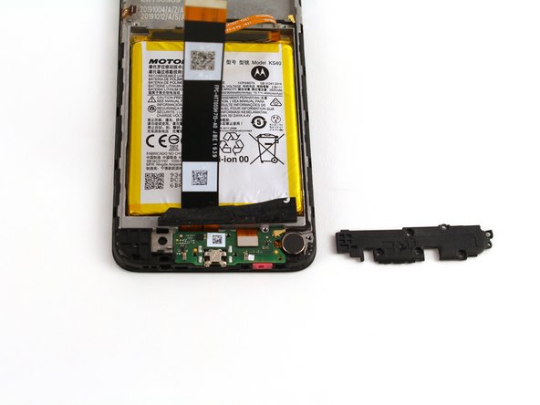 Motorola Moto E6 Play Display Assembly Replacement: crwdns2935265:05crwdnd2935265:02crwdnd2935265:02crwdne2935265:0