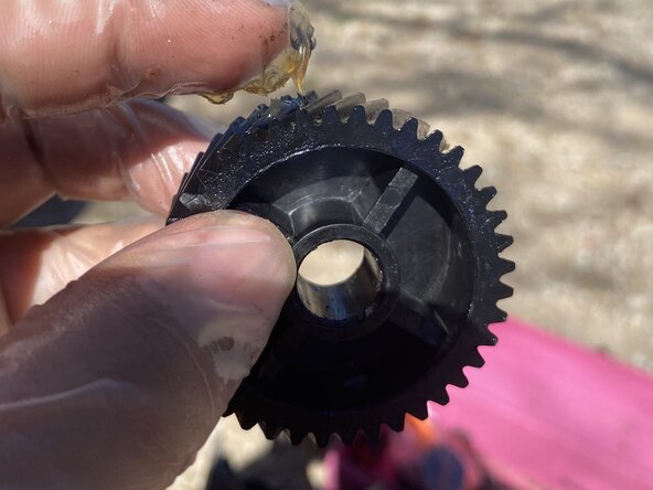 1986 Pontiac Fiero Headlight Motor Gear Replacement: crwdns2935265:011crwdnd2935265:02crwdnd2935265:02crwdne2935265:0