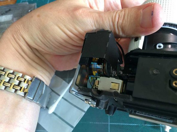 Mitsubishi EX320U Projector Disassembly, Optical path - 1: crwdns2935265:010crwdnd2935265:02crwdnd2935265:03crwdne2935265:0