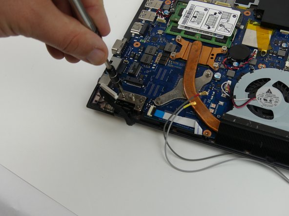 Samsung NP-QX411L Screen Replacement: crwdns2935265:013crwdnd2935265:03crwdnd2935265:03crwdne2935265:0