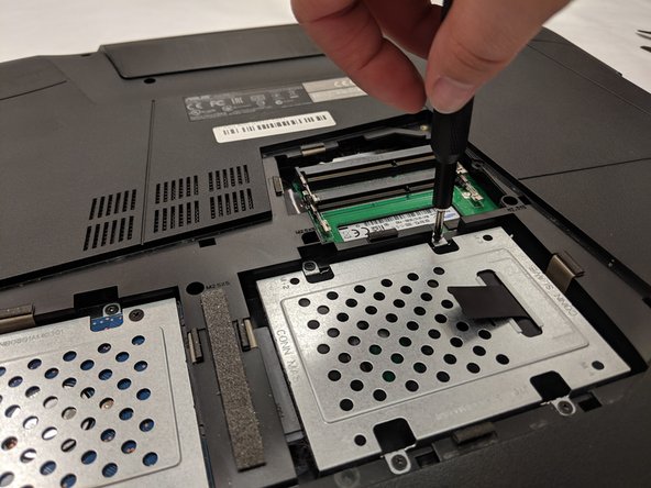 Asus ROG G751JL-DS71 Left and Right Track Pad Buttons Replacement: crwdns2935265:05crwdnd2935265:02crwdnd2935265:03crwdne2935265:0