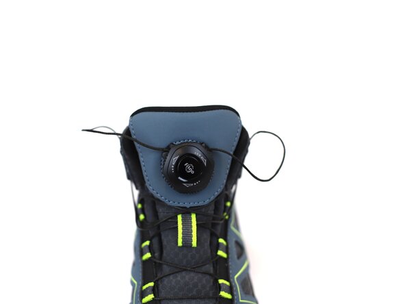 How to Replace a Dial-Lace System in a Hiking Boot, Set the dial in place: crwdns2935265:021crwdnd2935265:03crwdnd2935265:03crwdne2935265:0