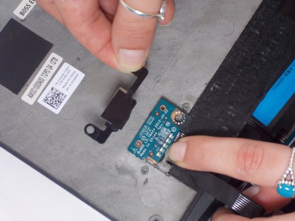 Dell XPS 14 RAM Replacement: crwdns2935265:04crwdnd2935265:03crwdnd2935265:03crwdne2935265:0