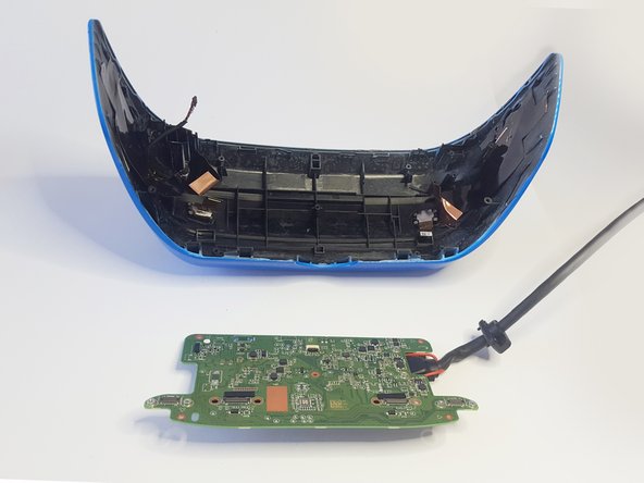 Acer Windows Mixed Reality Headset Developer Edition Teardown, Removing the PCB: crwdns2935265:08crwdnd2935265:03crwdnd2935265:03crwdne2935265:0