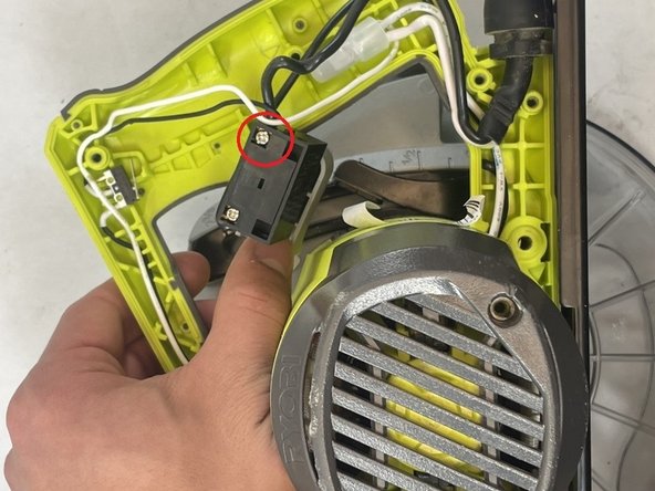 Ryobi CSB135L Power Cord Replacement: crwdns2935265:03crwdnd2935265:02crwdnd2935265:02crwdne2935265:0