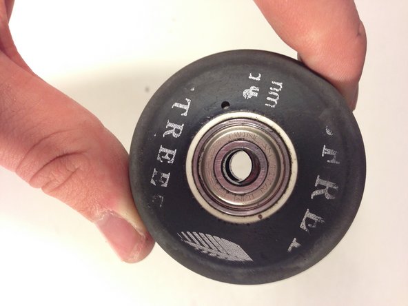 How to redistribute worn inline skate wheels: crwdns2935265:05crwdnd2935265:03crwdnd2935265:03crwdne2935265:0