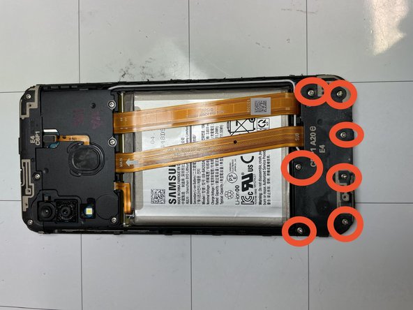 Samsung Galaxy a20e Charging Board Replacement, Removal of the charging board cover: crwdns2935265:03crwdnd2935265:01crwdnd2935265:02crwdne2935265:0