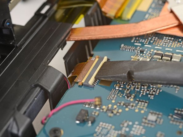 HTC Vive Cosmos Motherboard Replacement, Disconnect the left camera: crwdns2935265:029crwdnd2935265:02crwdnd2935265:03crwdne2935265:0