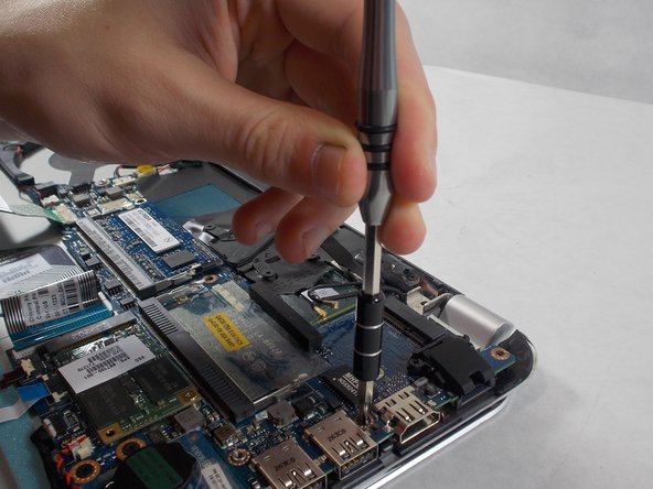 HP Envy Ultrabook 4-1015dx Screen Replacement: step 25, image 2 of 2
