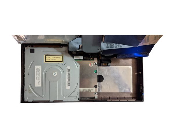 IBM ThinkPad 365 X/XD Hard Drive Replacement, Removing Screws/Lifting Cover: crwdns2935265:03crwdnd2935265:02crwdnd2935265:02crwdne2935265:0