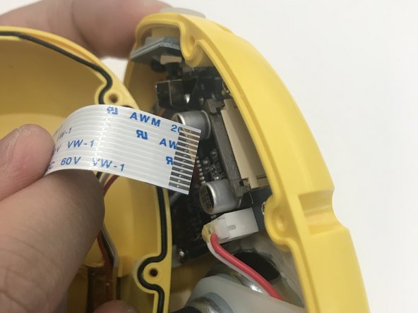 Edwin the Duck Rubber Heart Power Button Replacement: crwdns2935265:05crwdnd2935265:02crwdnd2935265:02crwdne2935265:0