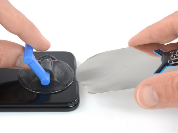 Xiaomi Redmi Note 7 Screen Replacement, Insert an iFlex: crwdns2935265:020crwdnd2935265:02crwdnd2935265:02crwdne2935265:0