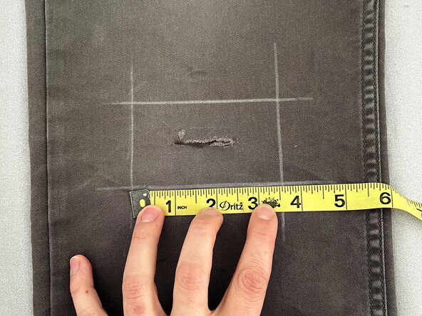 Make a Fabric Patch, Determine the patch dimensions: crwdns2935265:05crwdnd2935265:03crwdnd2935265:03crwdne2935265:0