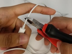 Comment nettoyer les écouteurs Apple EarPods - Tutoriel de réparation iFixit