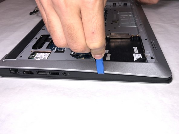 Dell Inspiron 15-5547 Trackpad Replacement: crwdns2935265:011crwdnd2935265:02crwdnd2935265:03crwdne2935265:0