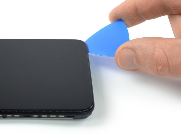 Xiaomi Redmi Note 9T Screen Replacement, Slice the bottom edge adhesive: crwdns2935265:030crwdnd2935265:02crwdnd2935265:02crwdne2935265:0