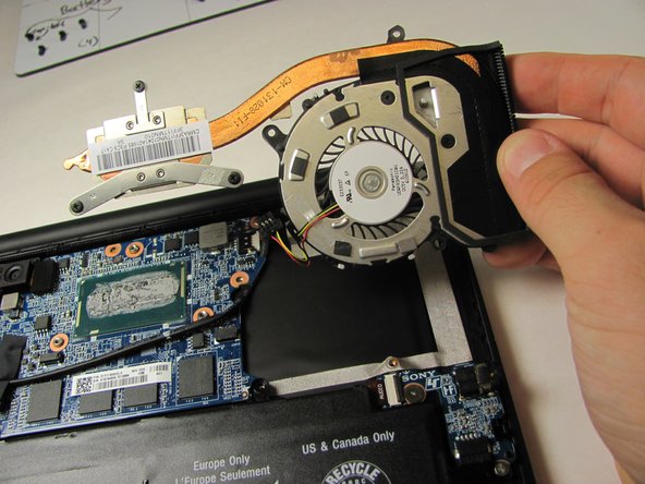 Sony Vaio Fit 13A Heatsink + Fan Assembly Replacement, Remove the Fan: crwdns2935265:06crwdnd2935265:02crwdnd2935265:02crwdne2935265:0