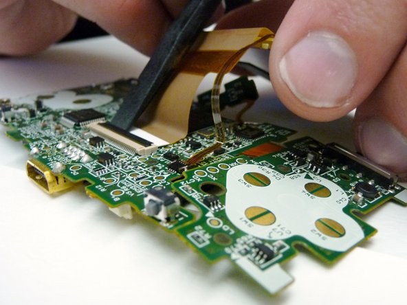 Game Boy Micro LCD Screen Replacement, Motherboard: crwdns2935265:017crwdnd2935265:03crwdnd2935265:03crwdne2935265:0