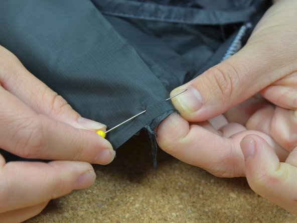 Cómo reparar un separador de un chaquetón de plumas "Patagonia": paso 8, imagen 3 de 3