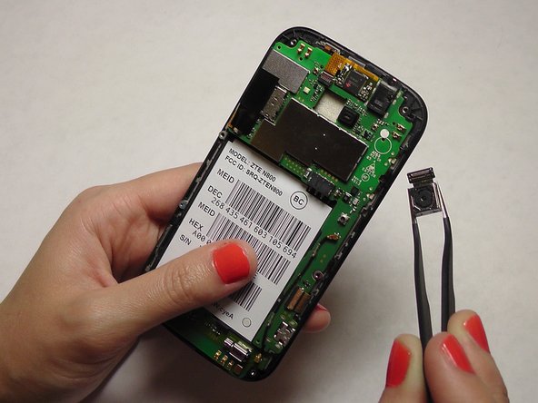 ZTE Awe Camera Replacement, Remove the camera: crwdns2935265:07crwdnd2935265:02crwdnd2935265:03crwdne2935265:0