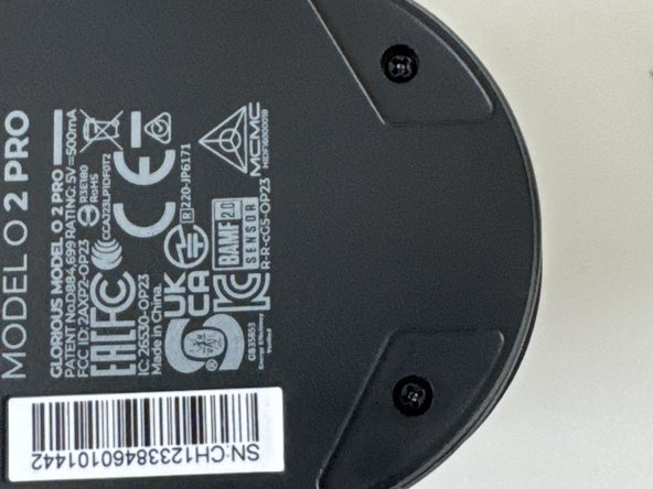 Glorious Model O2 Pro Teardown, Remove feet: crwdns2935265:02crwdnd2935265:03crwdnd2935265:03crwdne2935265:0