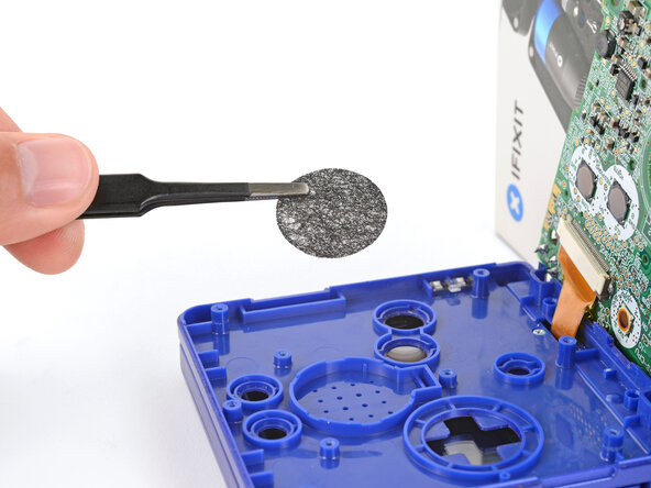 Nintendo Game Boy Advance SP Brightness Switch Replacement, Prop up the main body: crwdns2935265:08crwdnd2935265:01crwdnd2935265:01crwdne2935265:0