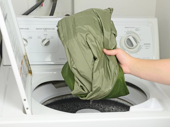 防水性ジャケットに耐久性撥水加工を施す方法, 防水性ジャケットに耐久性撥水加工を施す方法: 手順 4、 3の画像 3